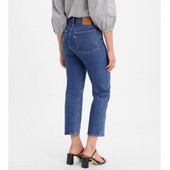 Levi’s Wedgie Straight Jeans High Waisted Button Fly Size 28 Women’s Medium Wash - Picture 2 of 11